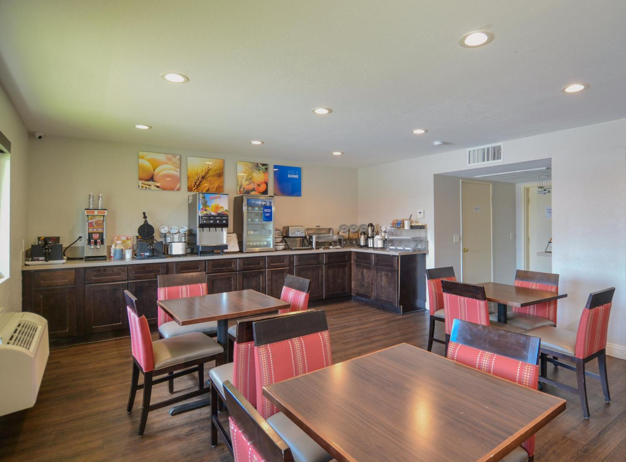Comfort Inn & Suites Moreno Valley Near March Air Reserve Base Exterior foto